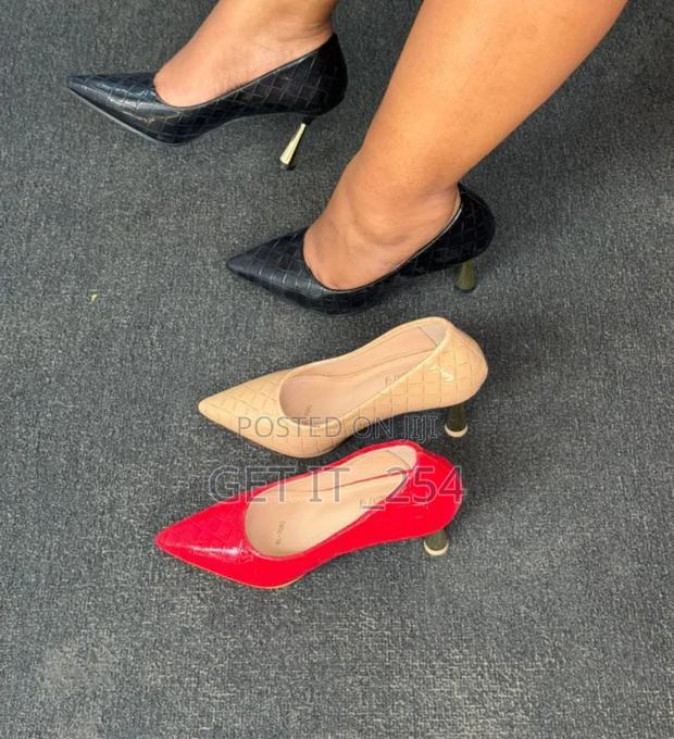 Quality Heels - main view