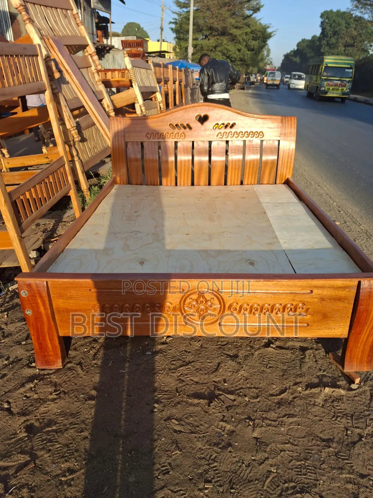 Mahogany 4*6 Bed