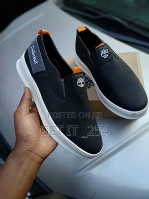 Laceless Timberland Casuals 
Sizes 40 to 45