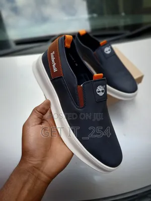 Laceless Timberland Casuals 
Sizes 40 to 45
