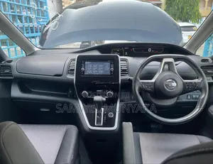 Nissan Serena 2017 Black