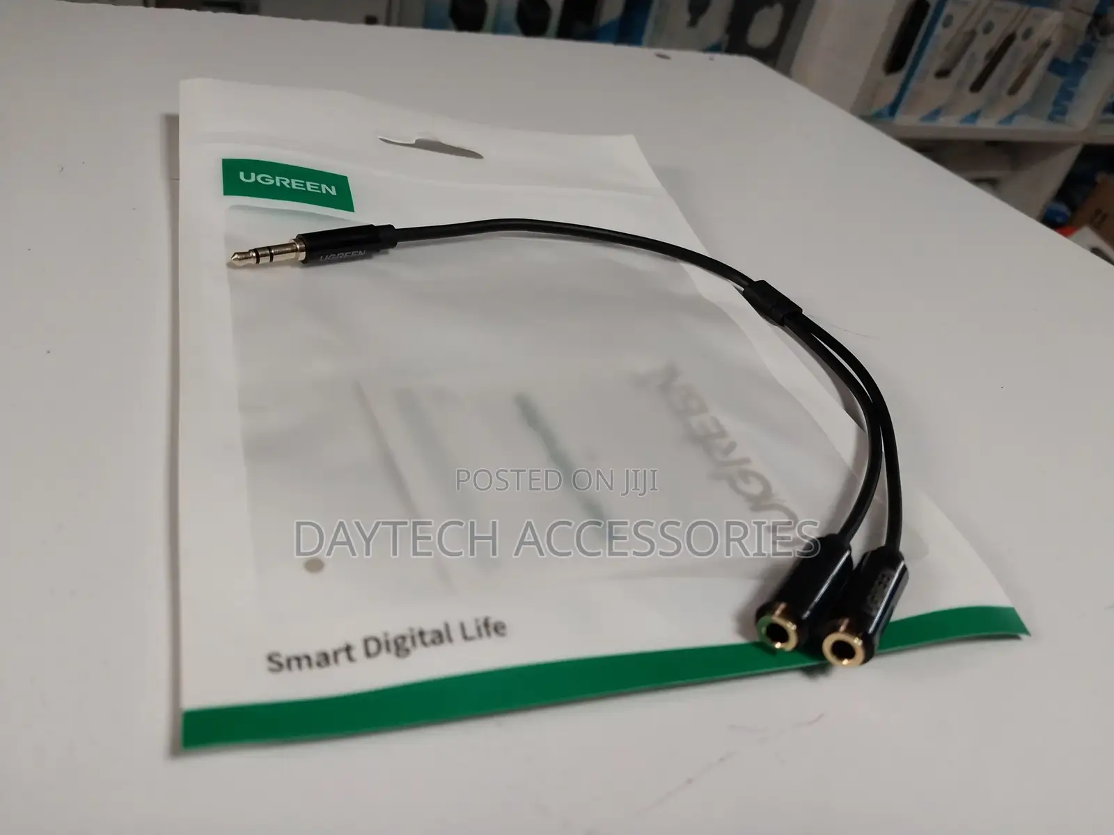 Ugreen Headphone Splitter 3.5mm Male to 2 Dual 3.5mm Female