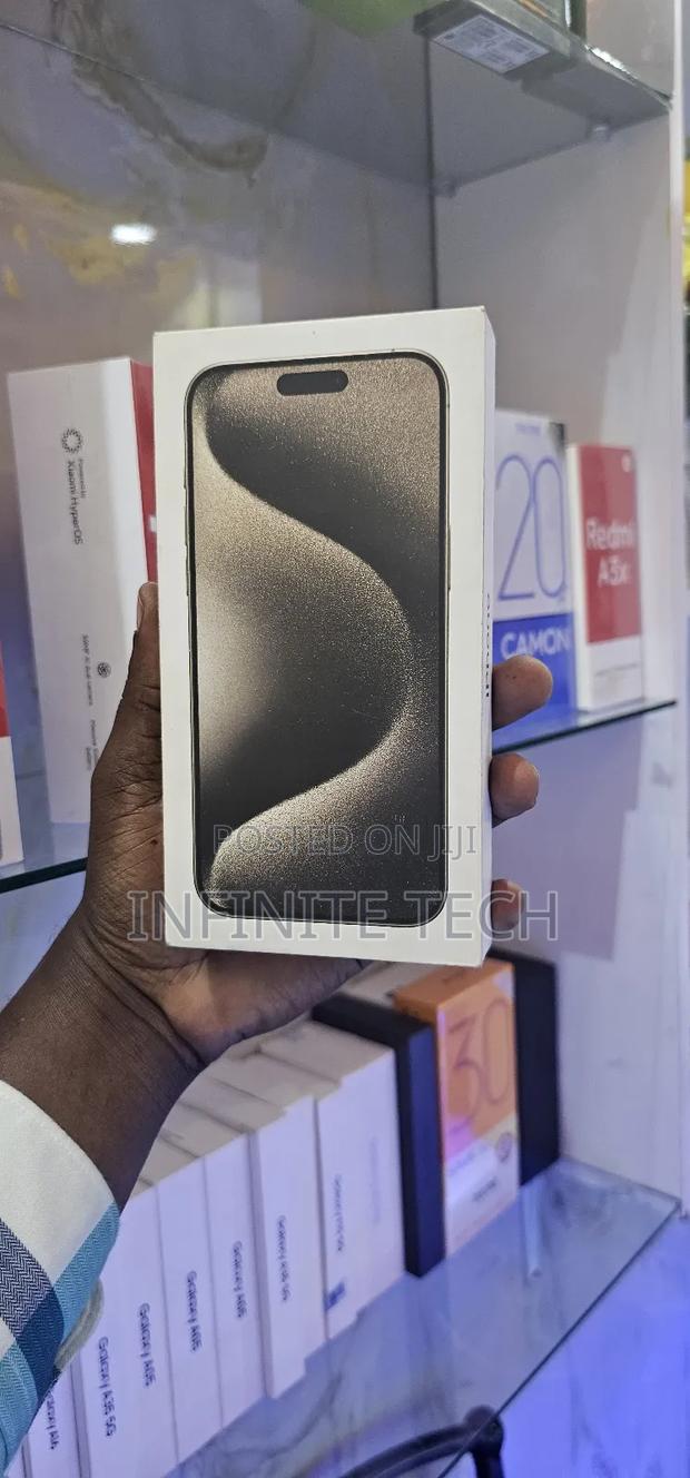 New Apple iPhone 15 Pro Max 256 GB Black - thumbnail 3