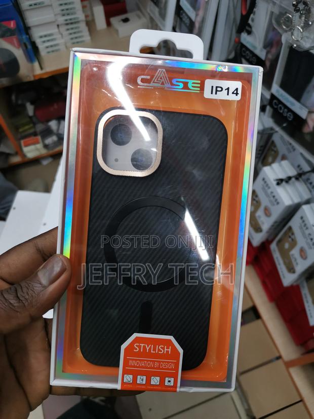 Luxury Magsafe Slim Mat Phone Cover iPhone 14 Black - main view