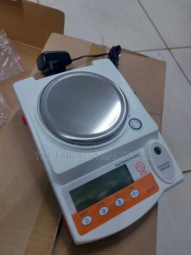 Laboratory Analytical Balance 0.01g - thumbnail 3