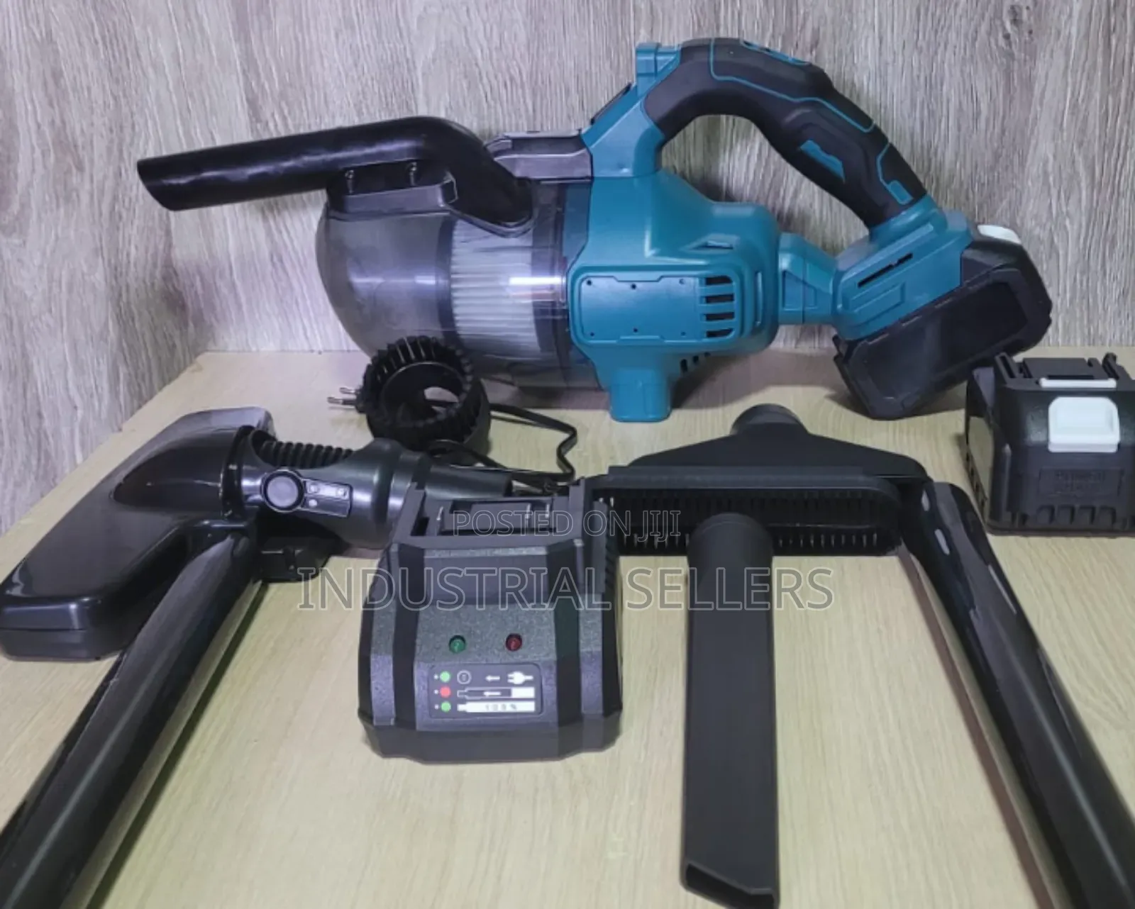 High Quality Makita Cordless Hand Vacuum Cleaner