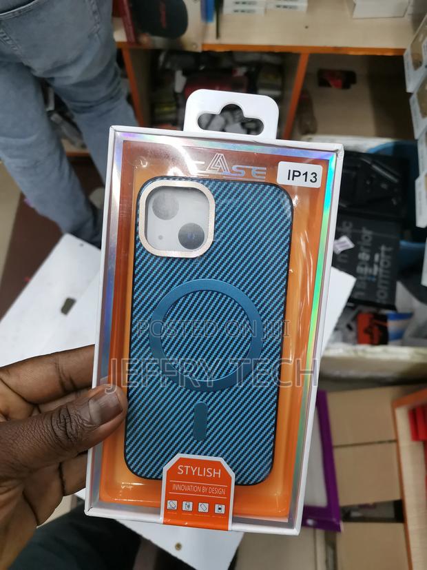 Tel Protect Magnetic Carbon Case for iPhone 13 Blue