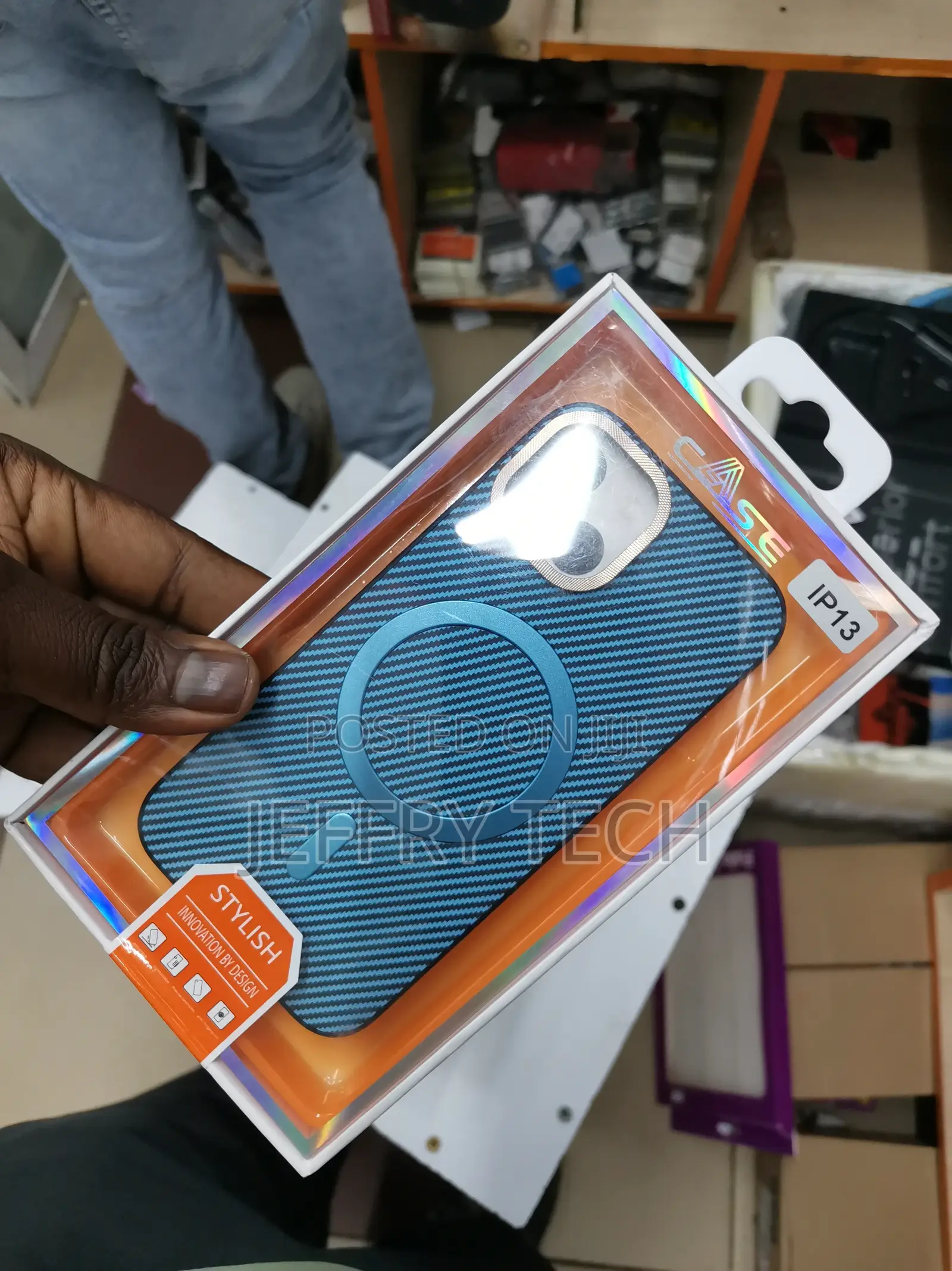 Tel Protect Magnetic Carbon Case for iPhone 13 Blue