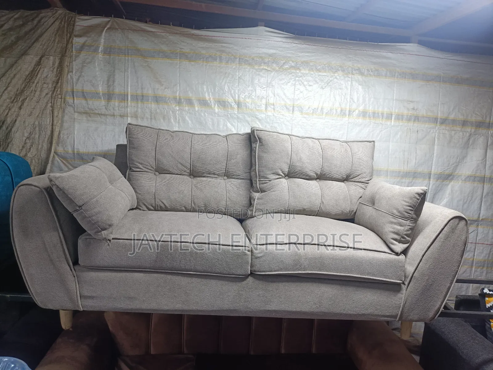 New 3 Seater