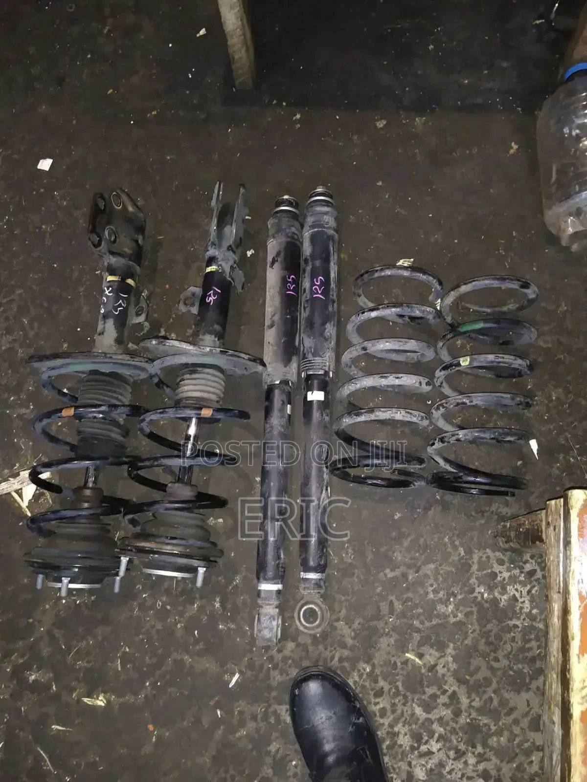 Toyota Avensis Shocks