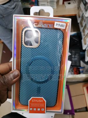 iPhone 11 Pro Max Ultra-Thin Case Magsafe-Compatible - thumbnail 2