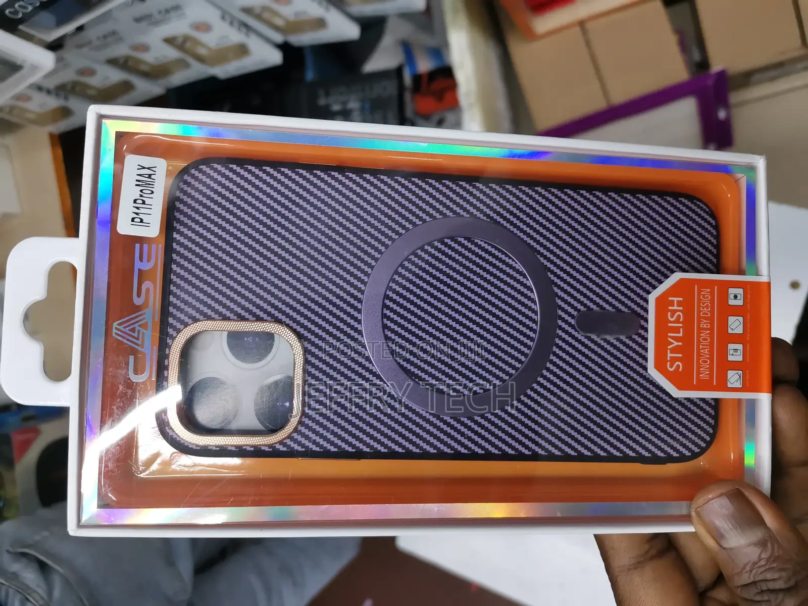 iPhone 11 Ro Max Phone Smart Display Cover Carbon Fiber