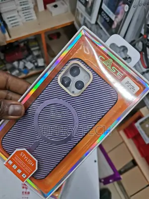 iPhone 12/12 Pro Carbon Fiber Texture Magsafe Phone Case