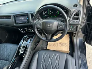 Honda Vezel 1.5 Hybrid 2WD 2019 Black