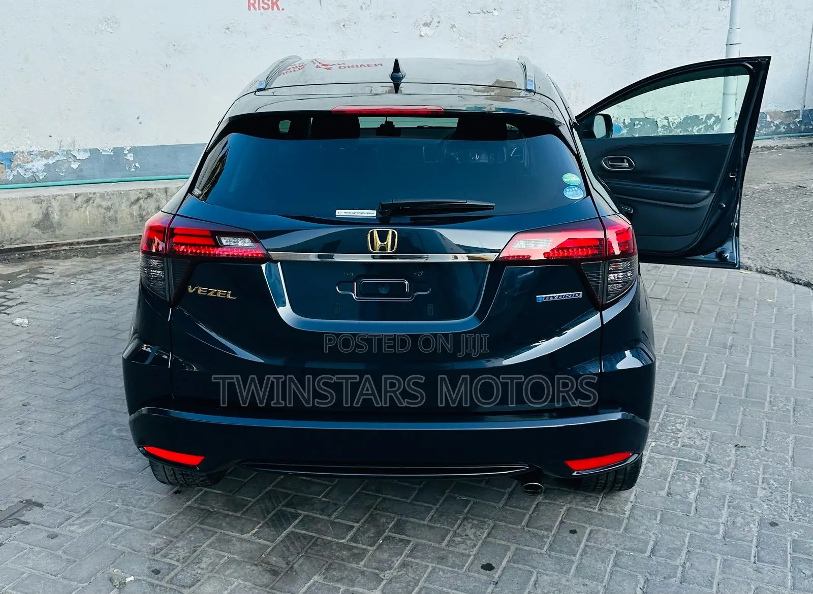 Honda Vezel 1.5 Hybrid 2WD 2019 Black