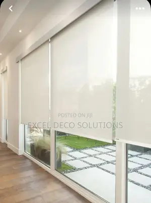 Functional Beige Sunscreen Rollers/Window Blinds