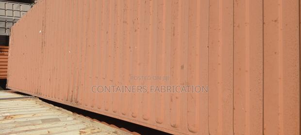 40ft Shipping Container - thumbnail 5