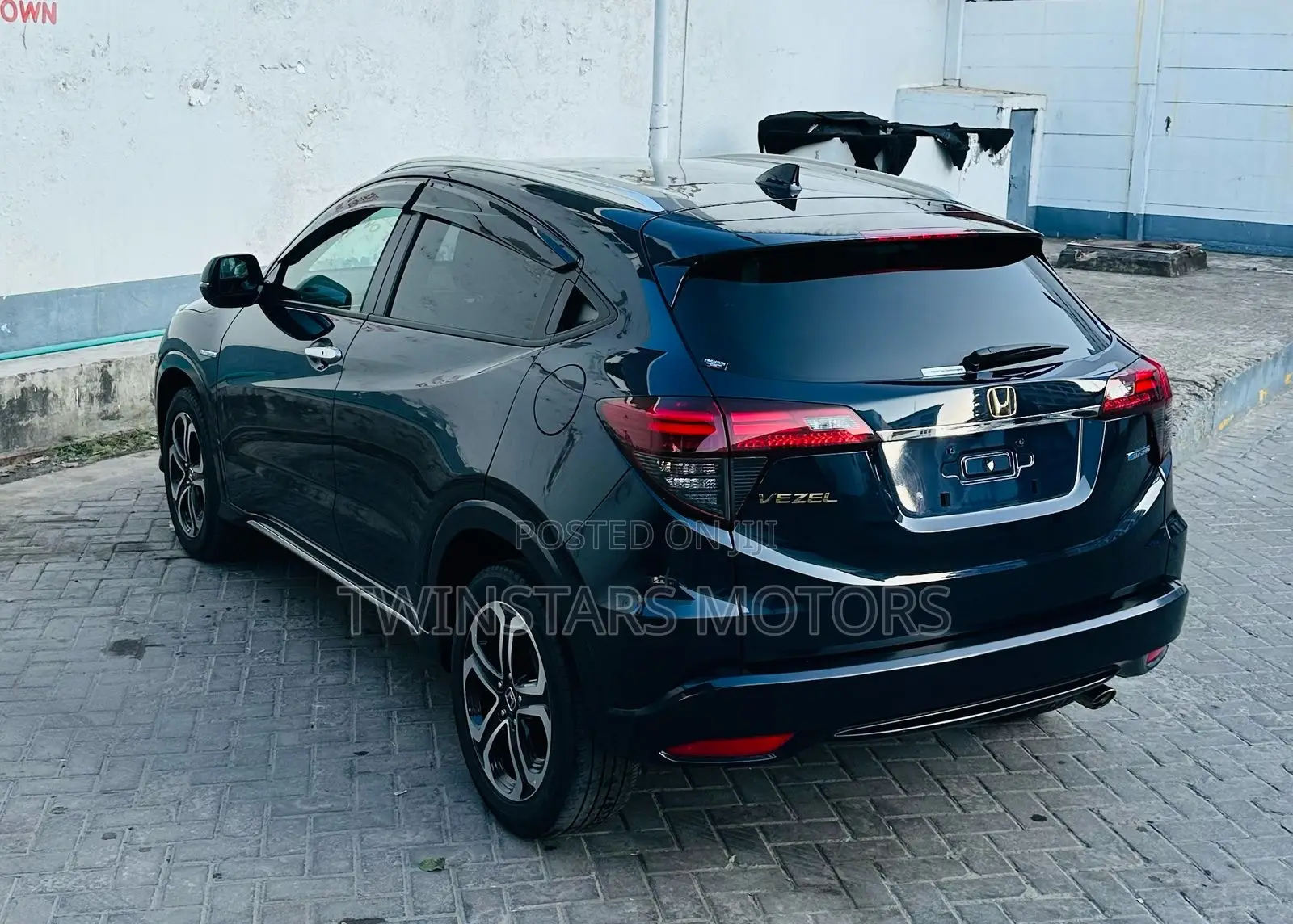 Honda Vezel 1.5 Hybrid 2WD 2019 Black