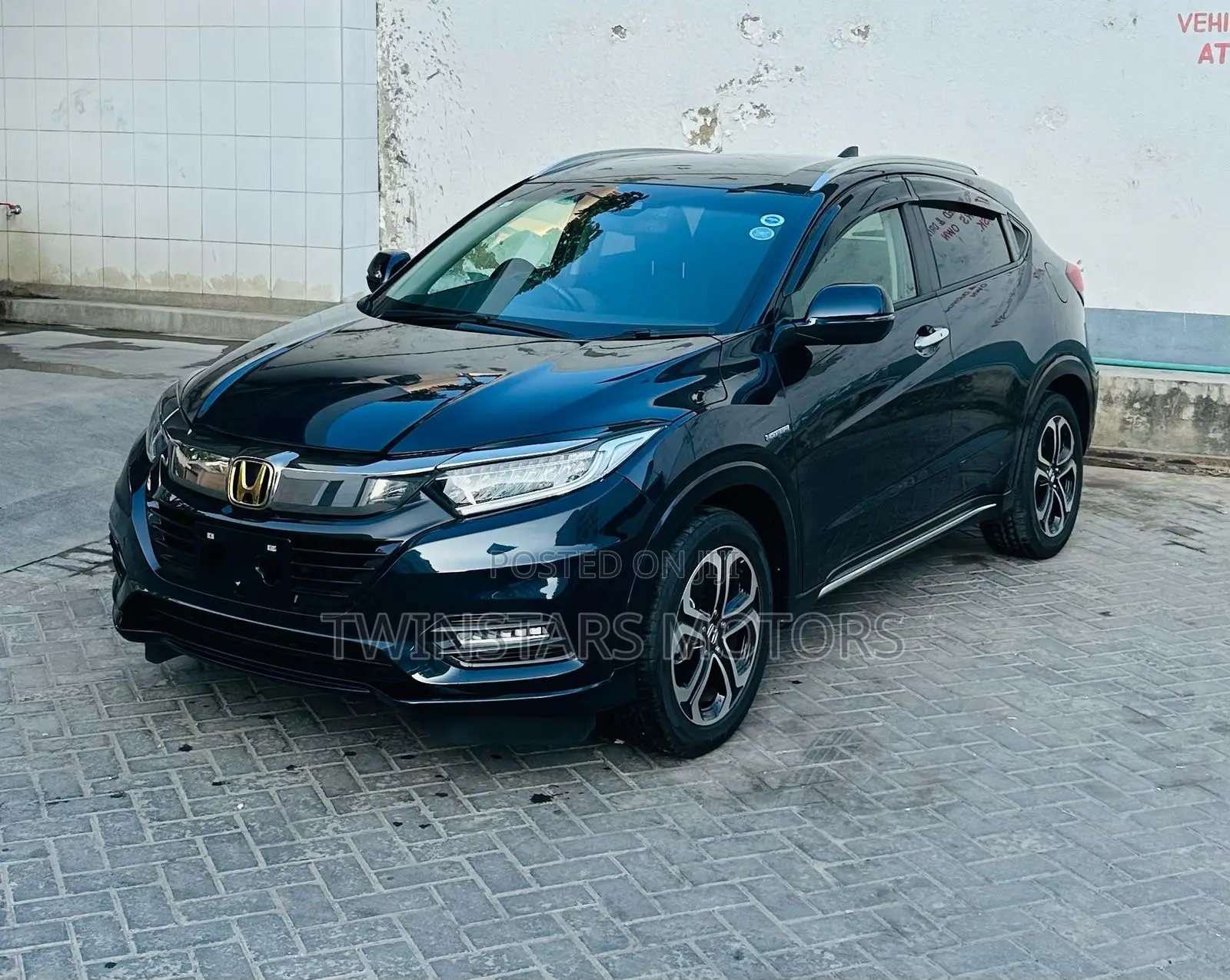 Honda Vezel 1.5 Hybrid 2WD 2019 Black
