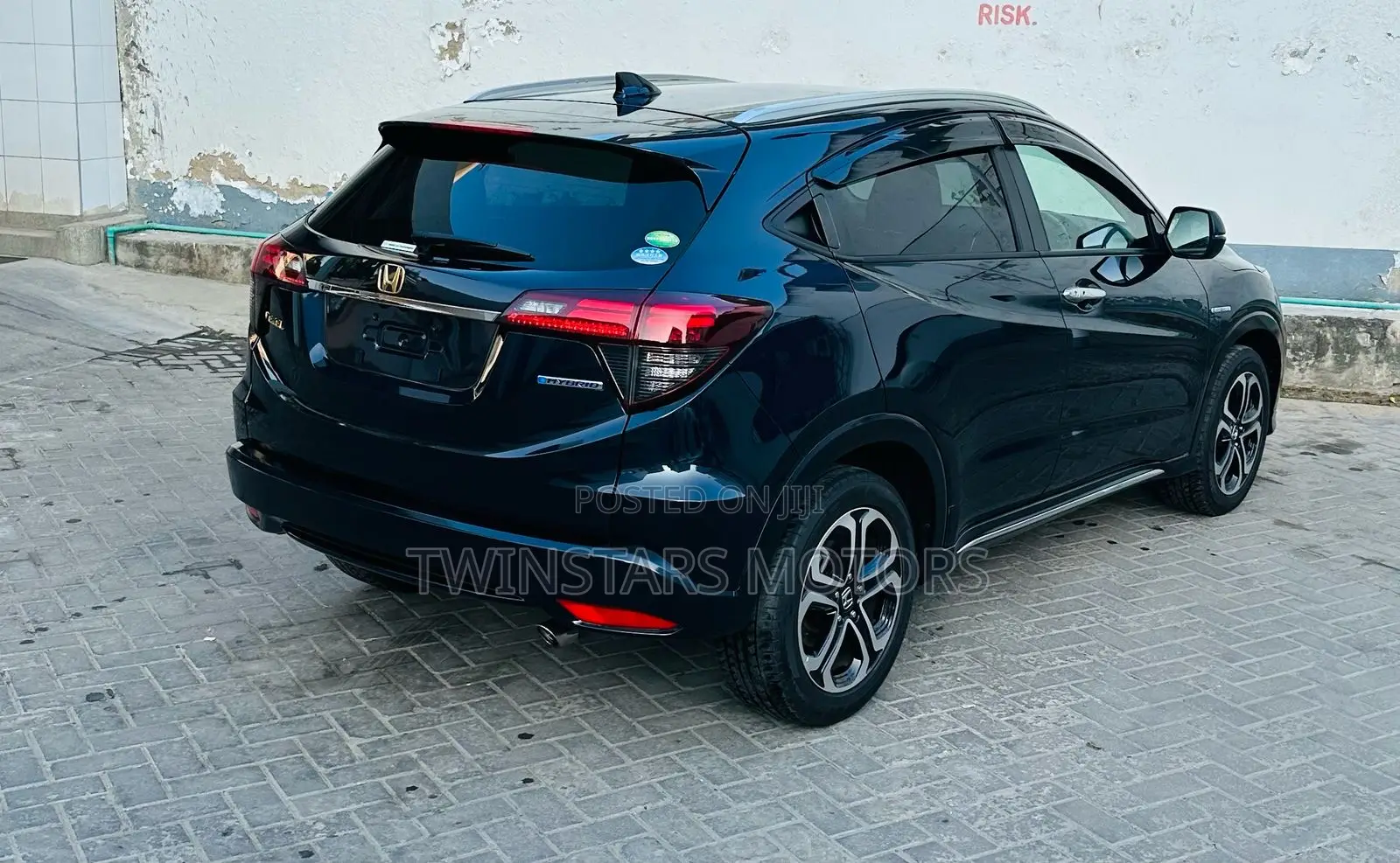 Honda Vezel 1.5 Hybrid 2WD 2019 Black