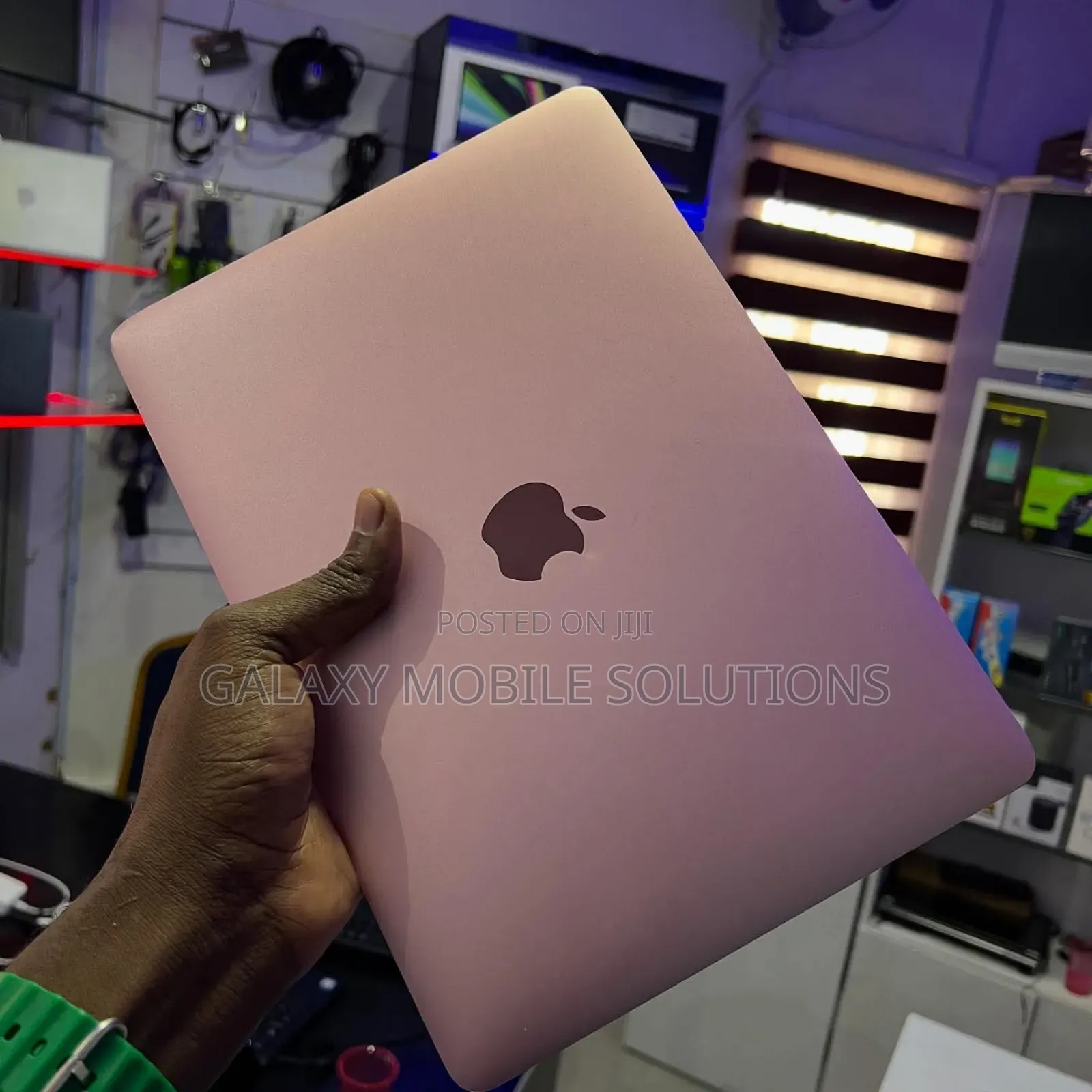Laptop Apple MacBook Air 8GB Intel Core M3 SSD 256GB