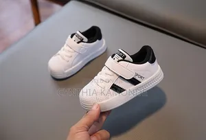 White Plain, Stripped Black and Khaki