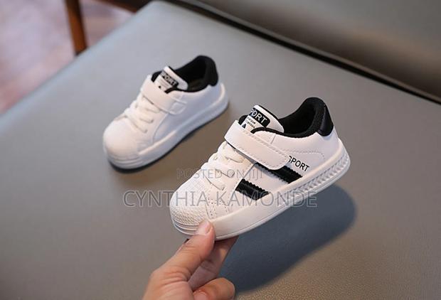 White Plain, Stripped Black and Khaki - thumbnail 2