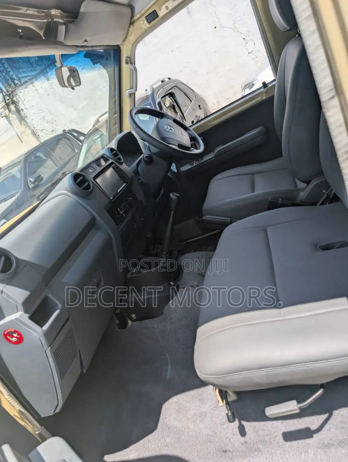 Toyota Land Cruiser 2018 Beige