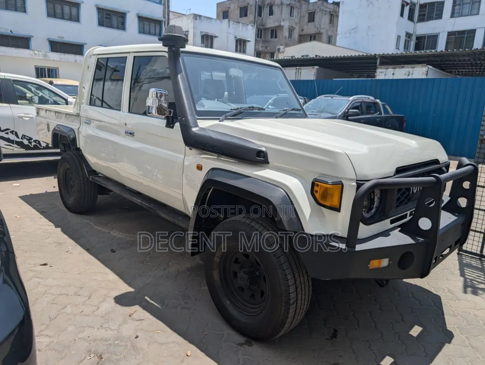 Toyota Land Cruiser 2018 White