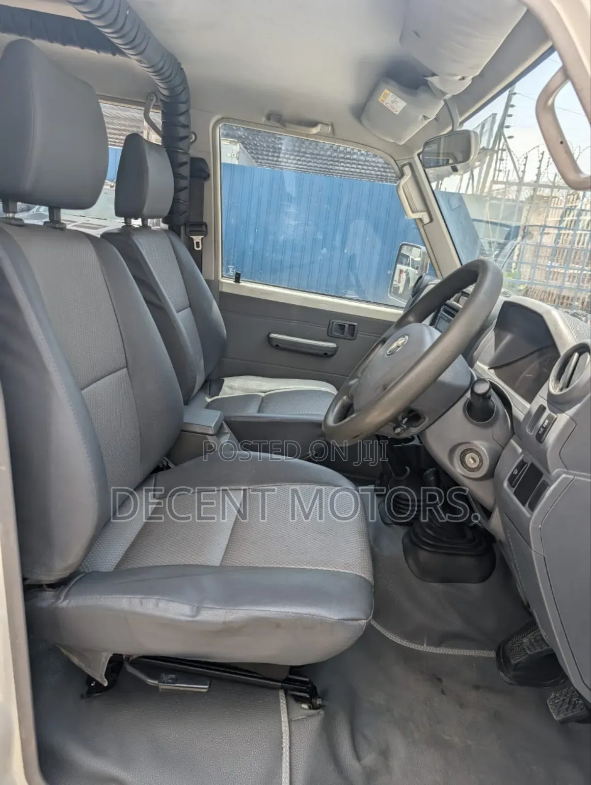 Toyota Land Cruiser 2018 White