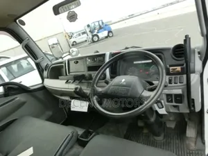 Mitsubishi Tipper