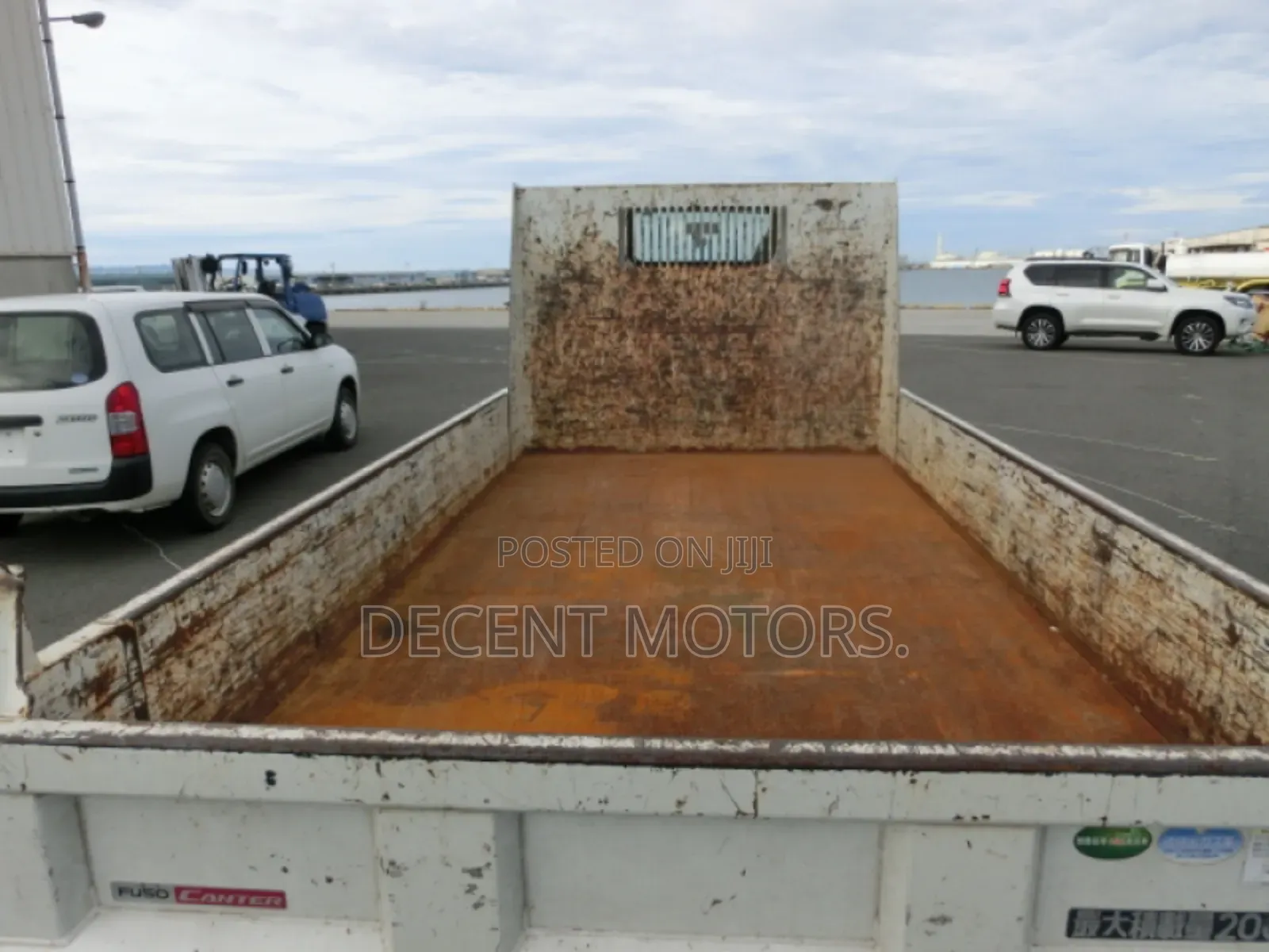 Mitsubishi Tipper