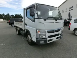 Mitsubishi Tipper