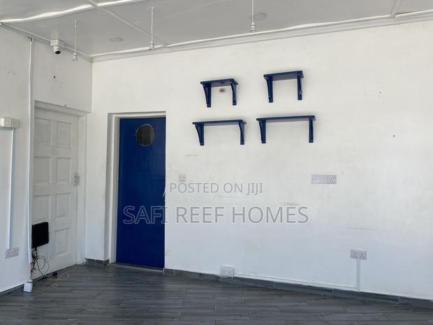 Super Nice Shot for Rent Ideal for Restaurants - thumbnail 5