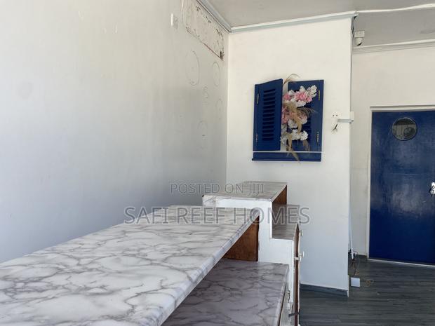 Super Nice Shot for Rent Ideal for Restaurants - thumbnail 2