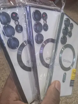 Samsung 24 Ultra Magnetic Cover