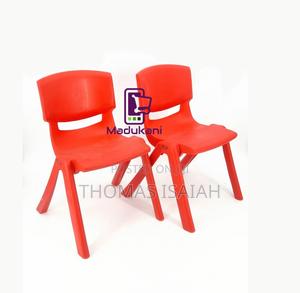 2pcs Molded Heavy Duty Stackable Kids Chairs Red - thumbnail 2