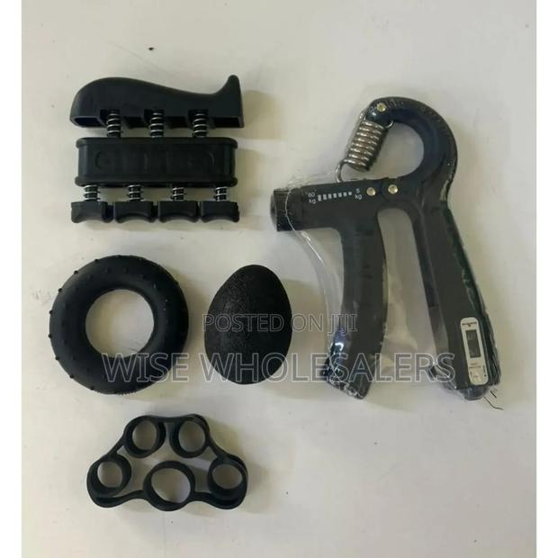 *Adjustable Hand Grip Set