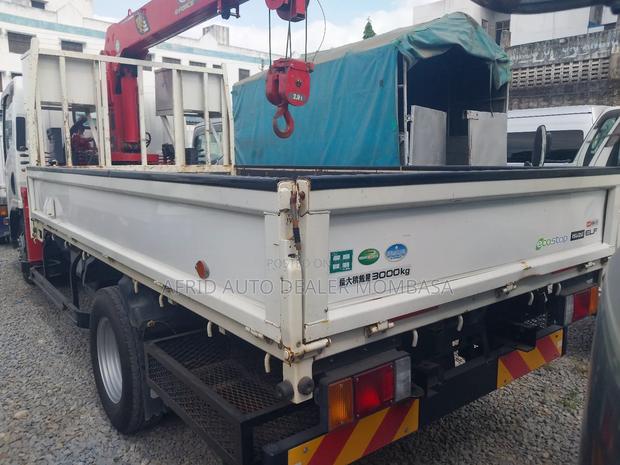 Isuzu Elf With Crane 3tonnes - thumbnail 6