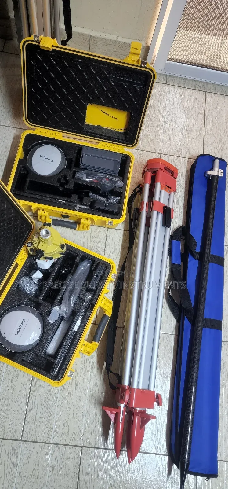 GNSS Receiver With Rugged Waterproof Design