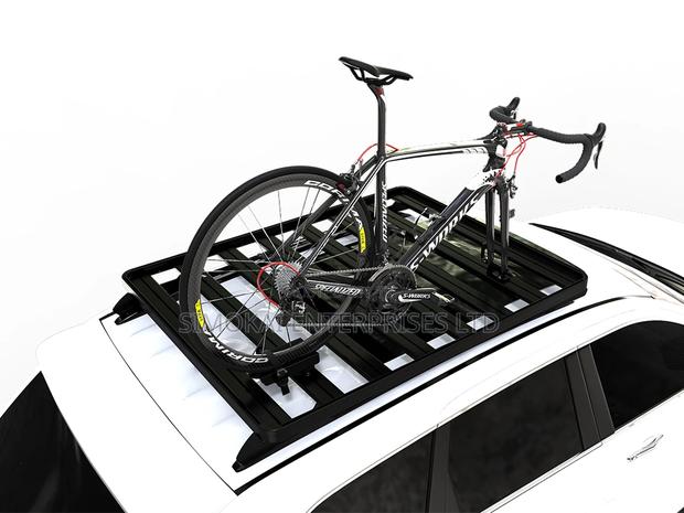 Front Runner Fork Mount Bike Carrier / Power Edition - main view