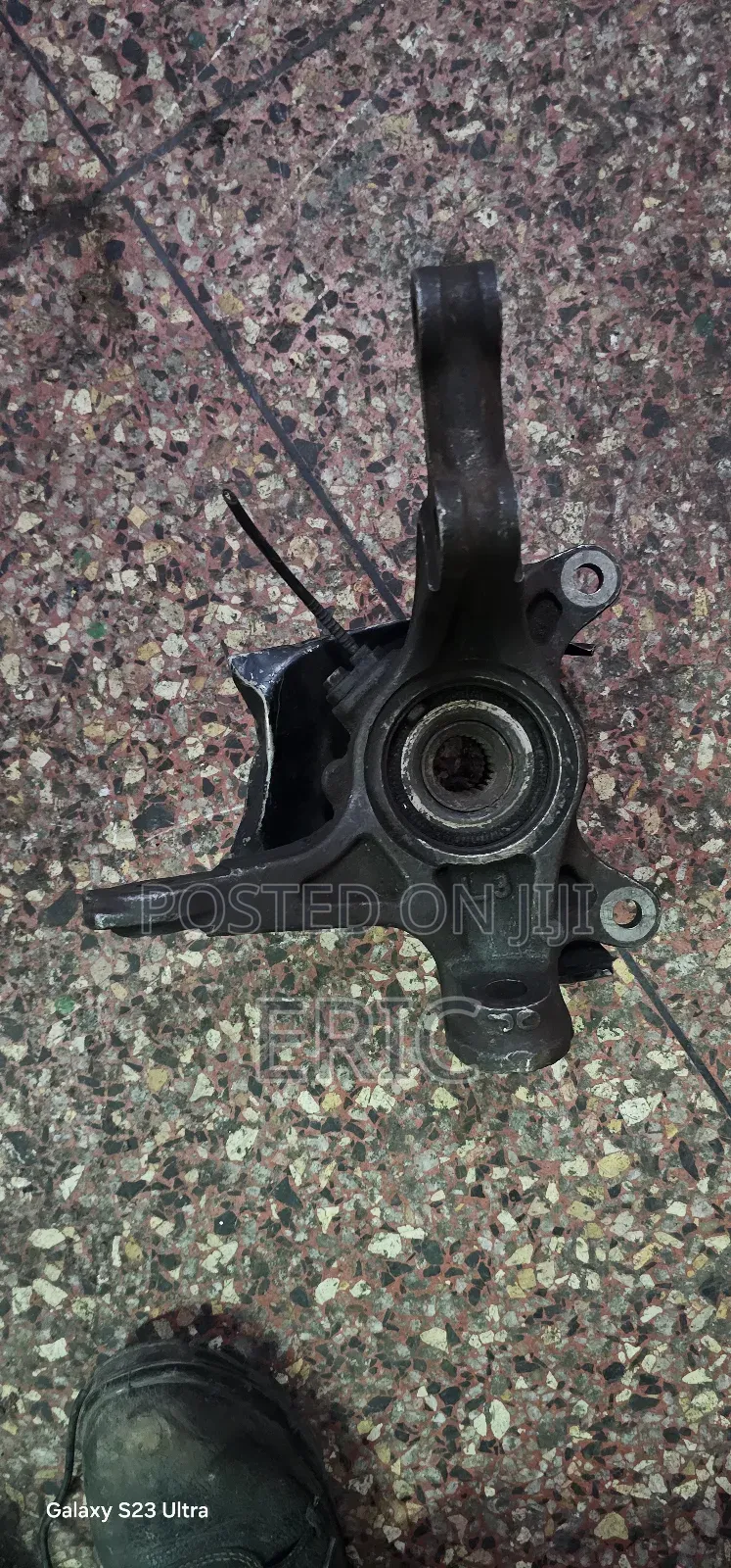 Nissan B15 Hubs