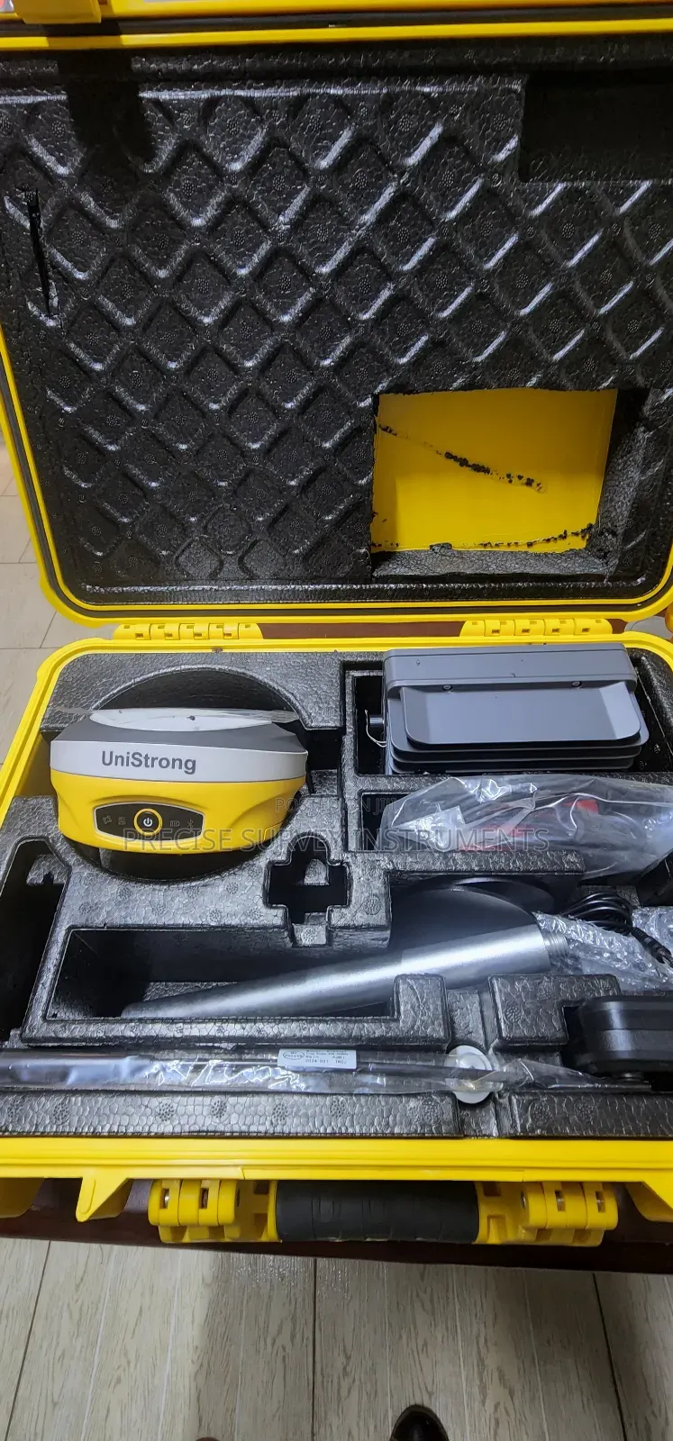 Surveying GNSS Receiver With External Antenna