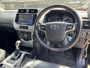 Toyota Land Cruiser Prado 2.8 2019 Black