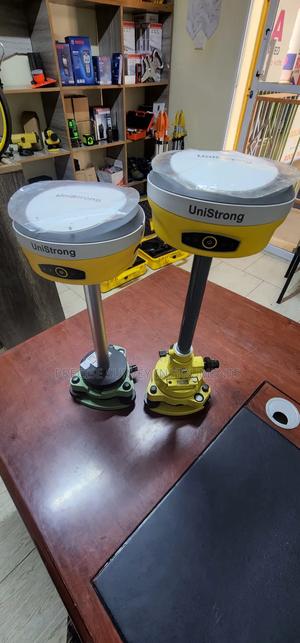 Handheld GNSS Receiver for Gis Mapping - main view