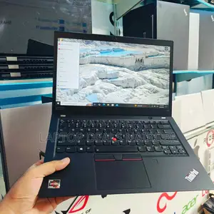 Laptop Lenovo ThinkPad T14s G4 16GB AMD Ryzen 5 SSD 256GB
