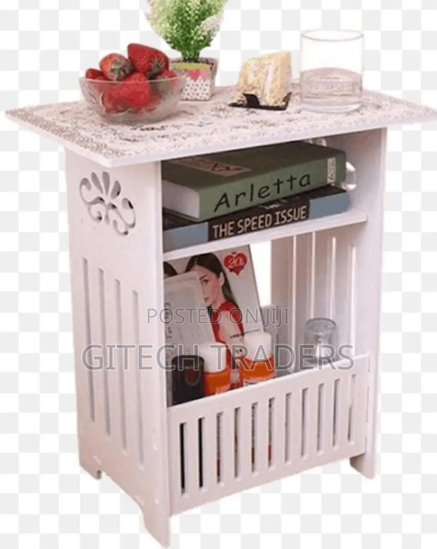 *Rectangular Magazine Rack - main view