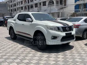 Nissan Navara 2016 White