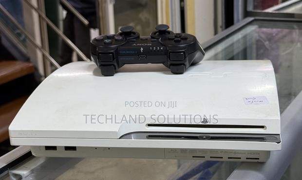 White Homeused Ps3 Slim - thumbnail 5