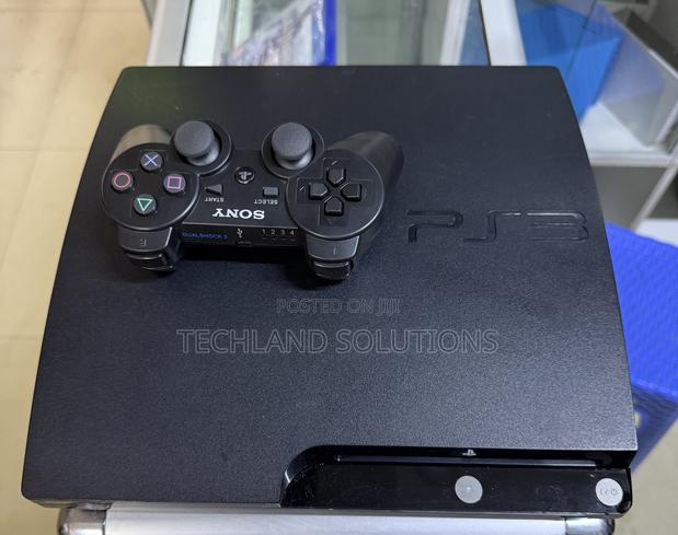 Black Well Maintained Ps3 - main view